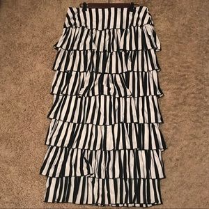 Dainty Jewell’s Skirt